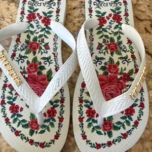 Havaianas Women's x Farm Rio Flower Tapestry Flip Flops